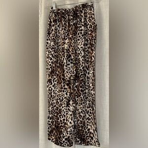 Van Winkle & Co. Leopard print pajama pants satin. Sz. XS